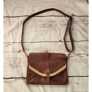 Sseko Designs Mahogany & Beige Leather Saddle Crossbody Bag